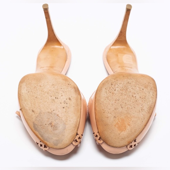 LOUIS VUITTON-Classy Monogram Peachy Pink Leather Heels EU 39.5 (US Size 9.5) - Picture 8 of 9